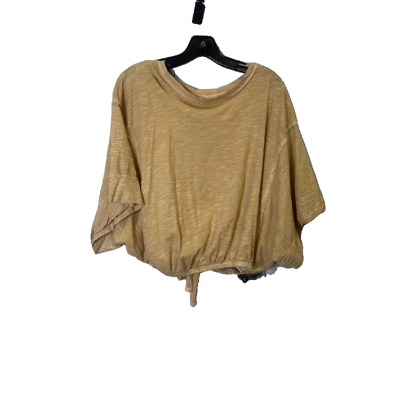 Top Short Sleeve By Pilcro In Tan, Size: S