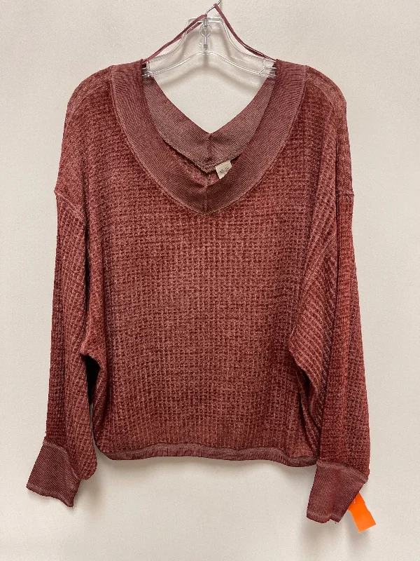 Top Long Sleeve By We The Free In Red, Size: S