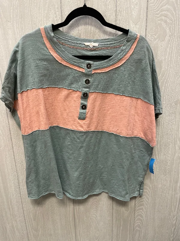 Top Short Sleeve By Easel In Green & Pink, Size: M