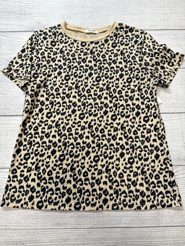 Top Short Sleeve Basic By Blooming Jelly In Animal Print, Size: M